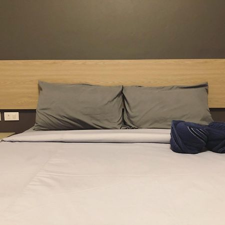 Huahin Terminal Hotel Kamer foto