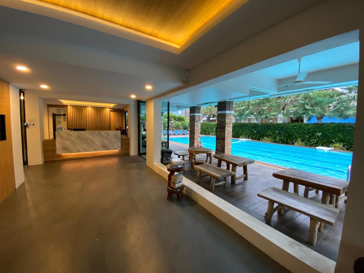 Huahin Terminal Hotel Buitenkant foto